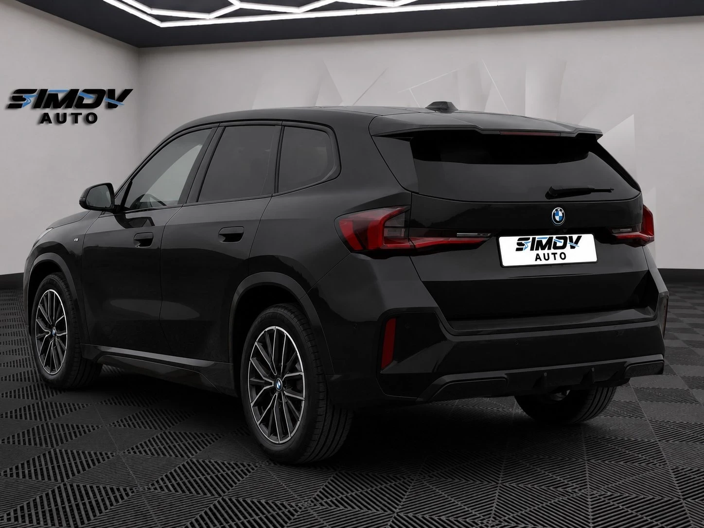 BMW iX1 30 68KWH M-PACKET X-DRIVE SOH-100% ТЕРМОПОМПА КОЖА, снимка 2 - Автомобили и джипове - 55565046