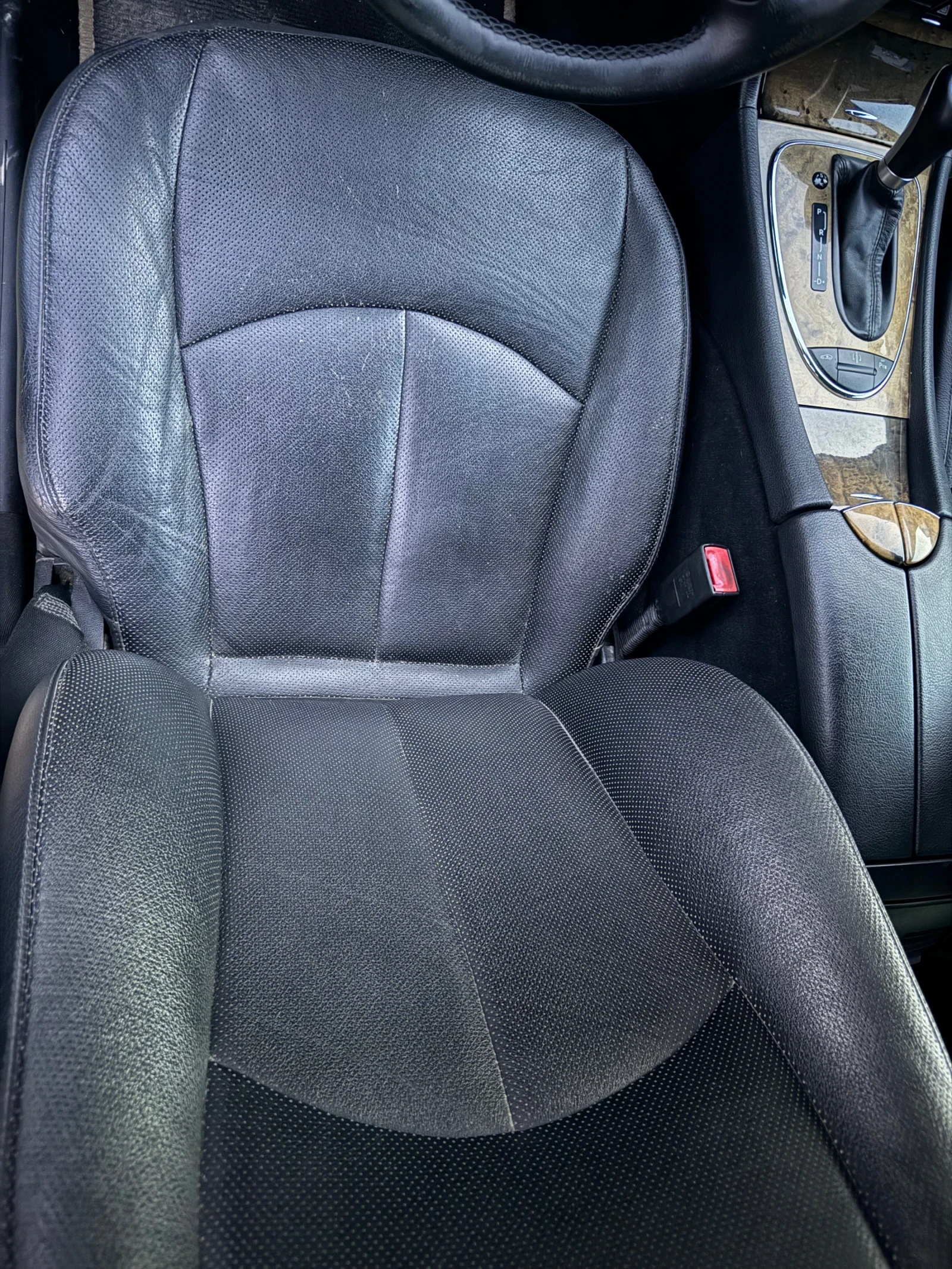 Mercedes-Benz E 320, снимка 12 - Автомобили и джипове - 55874796