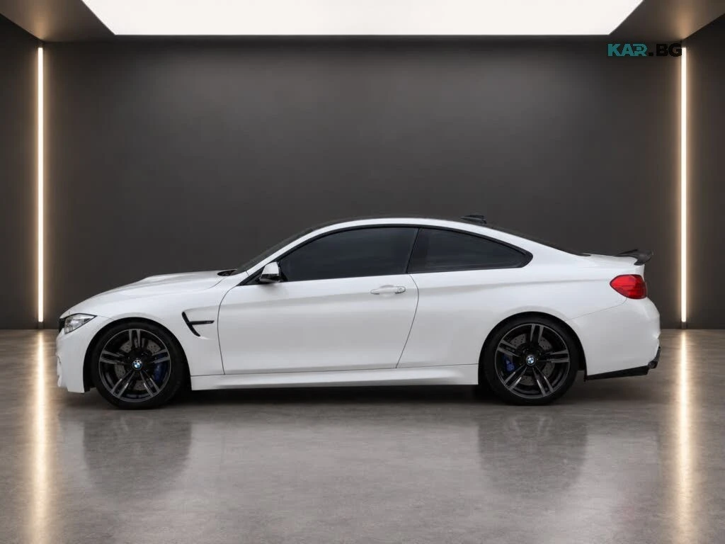 BMW M4 Coupe * RWD * АвтоКредит * (ЦЕНА ДО БГ), снимка 2 - Автомобили и джипове - 56262045