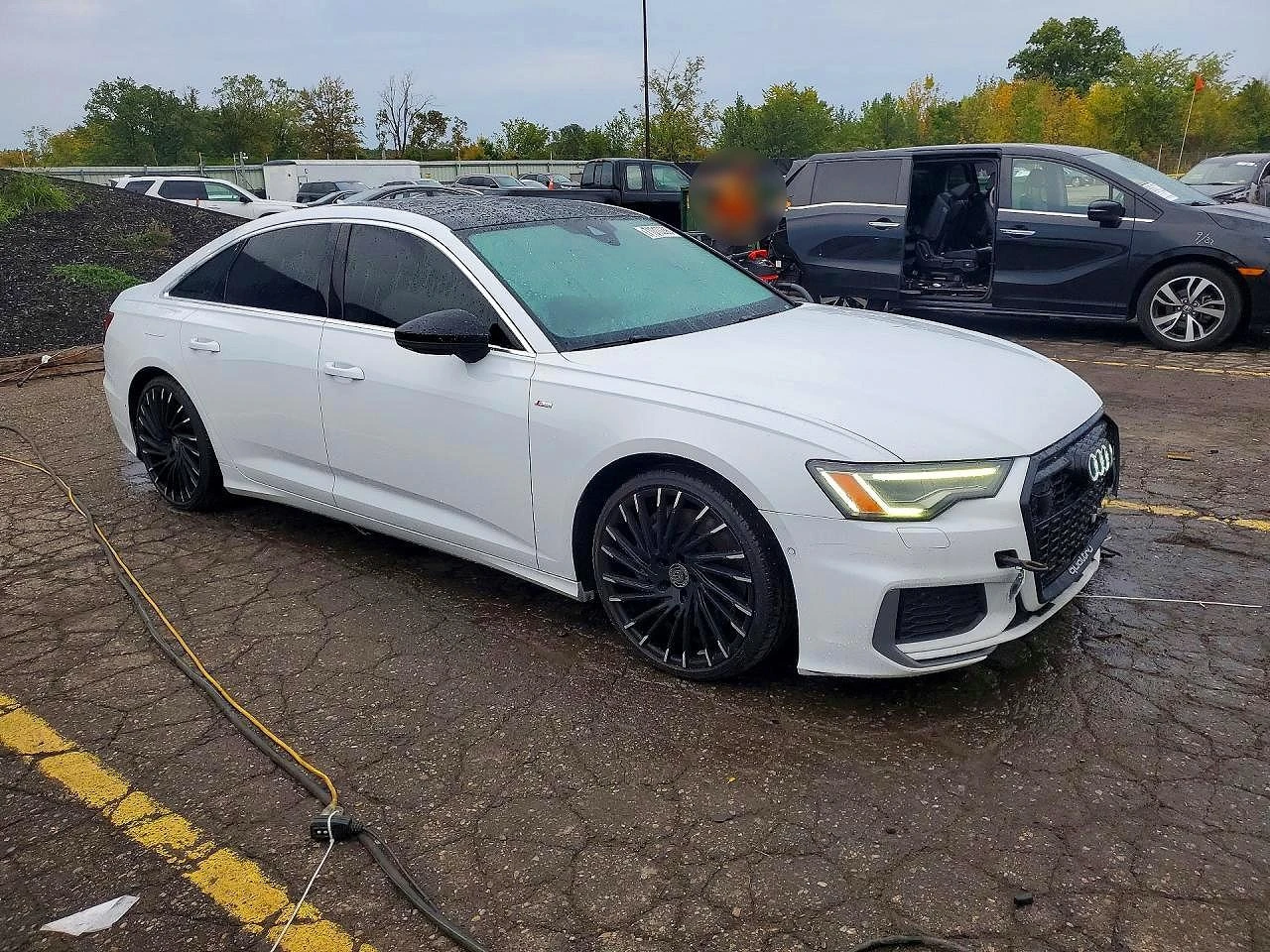 Audi A6 3.0l Premium Plus, снимка 4 - Автомобили и джипове - 56351180