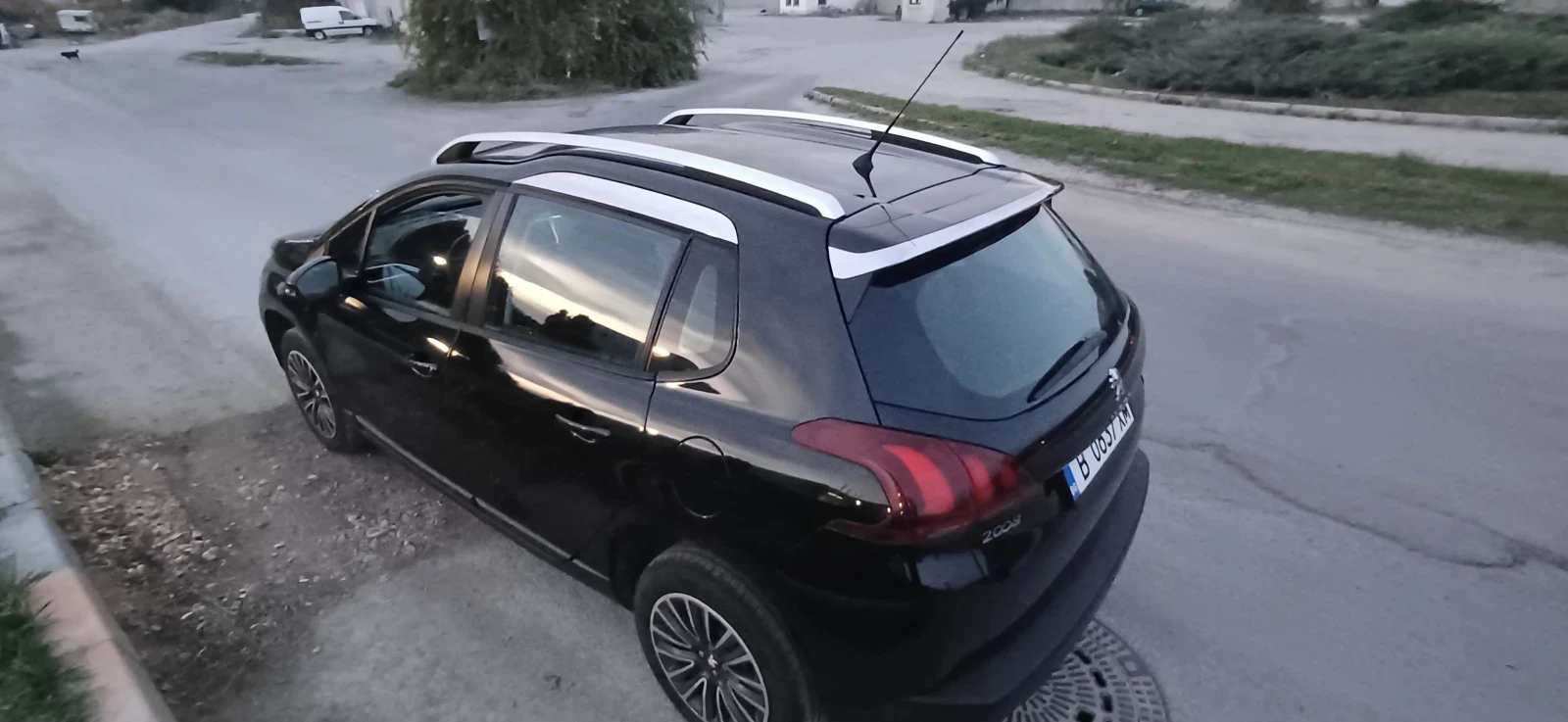 Peugeot 2008, снимка 4 - Автомобили и джипове - 56452868