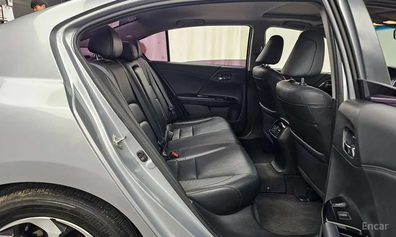 Honda Accord 2.4 * FACELIFT * 4 �������� * ������ * ������� *  | Mobile.bg � ����������� 12