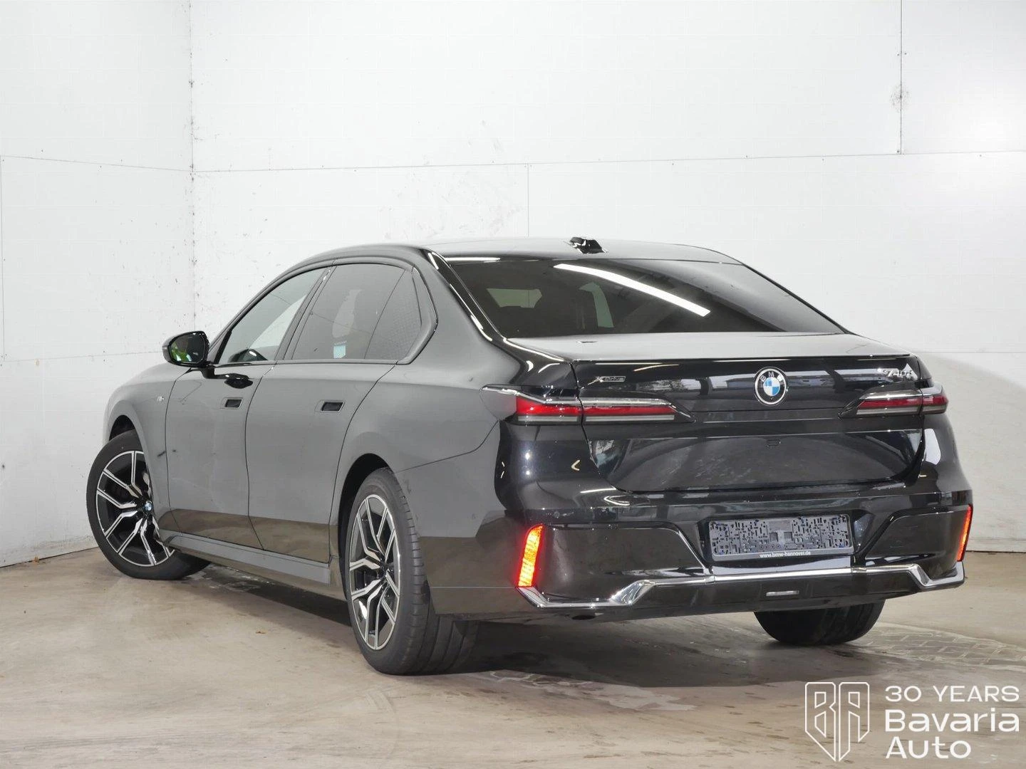 BMW 740 d xDrive Sportautomatic, снимка 2 - Автомобили и джипове - 56633114
