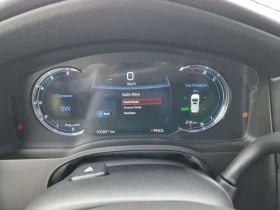 Cadillac Escalade * PREMIUM LUXURY * ОБДУХВАНЕ * ПОДГРЕВ * ПАНОРАМА, снимка 9