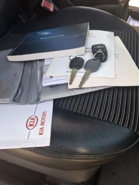 Kia Sportage 2.0i 4X4 , снимка 11