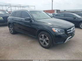  Mercedes-Benz GLC 30...