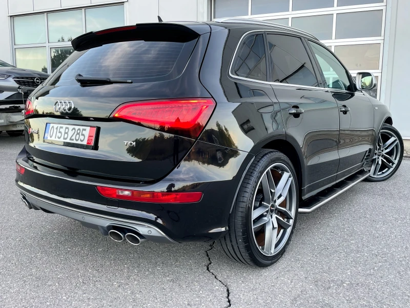 Audi SQ5 3.0 /313к.с/DISTRONIC/LANE ASSIST/ B&O /ПОДГРЕВ/F1, снимка 4 - Автомобили и джипове - 47933799