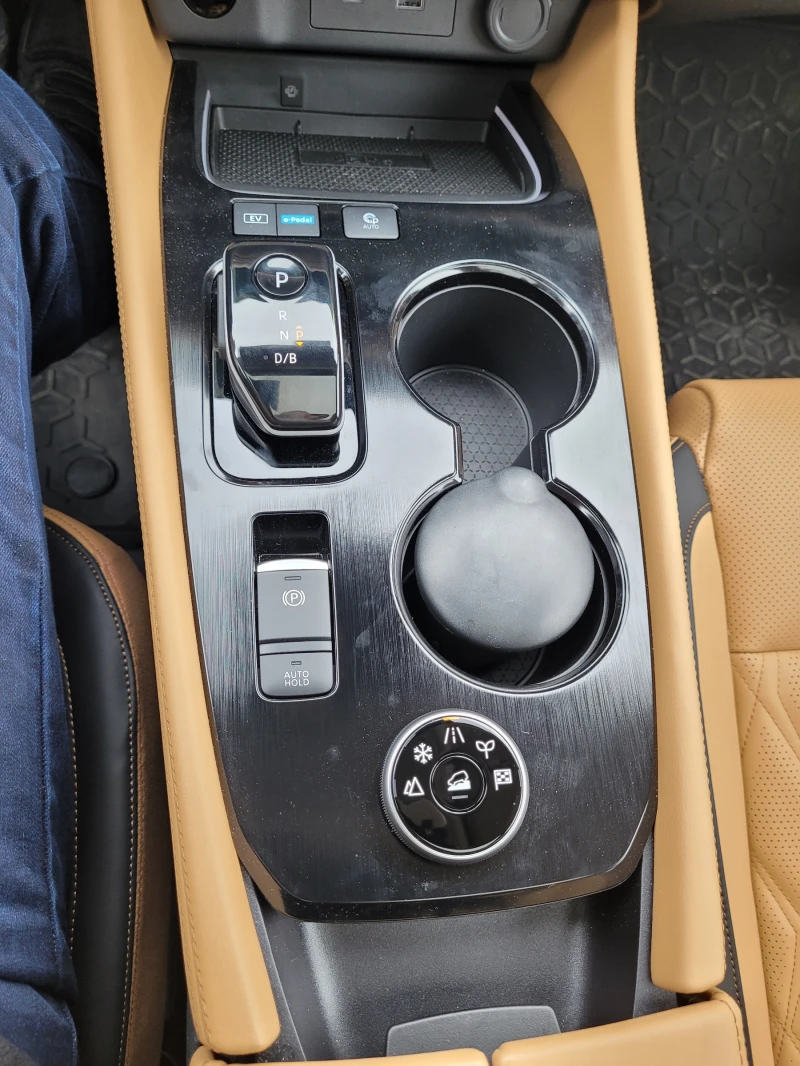 Nissan X-trail tekna+ , 20 zola, 6+ 1 места /e-power , e-force, снимка 9 - Автомобили и джипове - 49896236