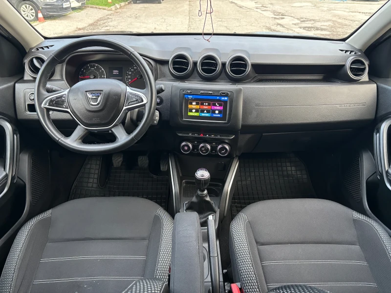 Dacia Duster 1.5 dci /115 k.c./ Navi/ Камери 360 градуса /, снимка 10 - Автомобили и джипове - 52594495