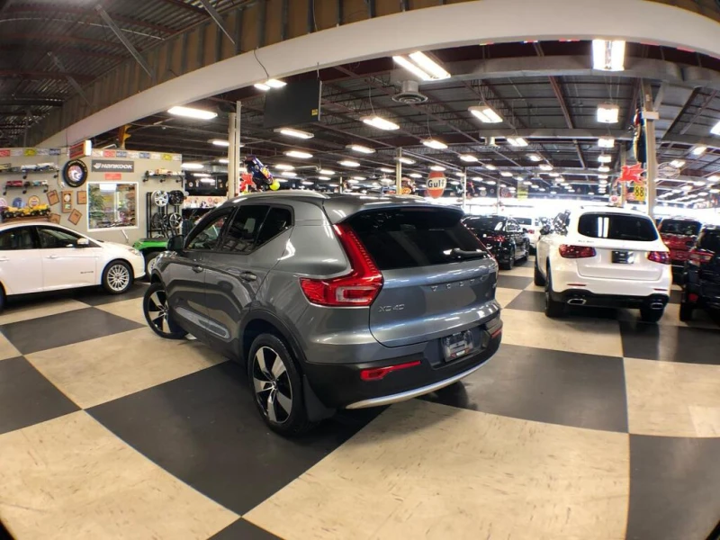 Volvo XC40  MOMENTUM T5 AWD LEATHER PAN, снимка 4 - Автомобили и джипове - 53009488