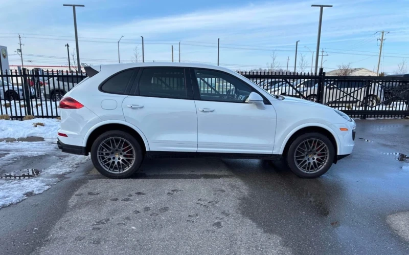Porsche Cayenne * AWD 4dr Platinum Edition * CARFAX * ЦЕНА ДО БГ, снимка 3 - Автомобили и джипове - 53416899