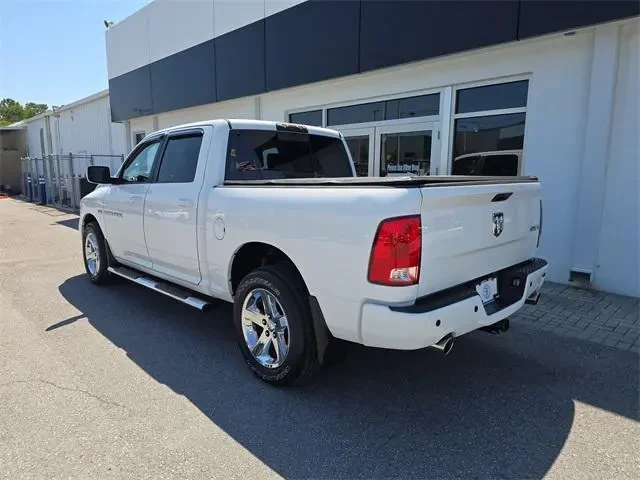 Dodge RAM 1500 Sport 5.7 HEMI - изображение 4