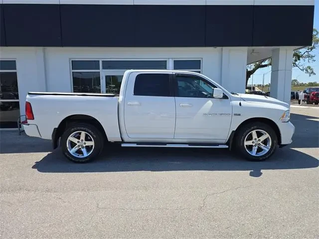 Dodge RAM 1500 Sport 5.7 HEMI - изображение 2