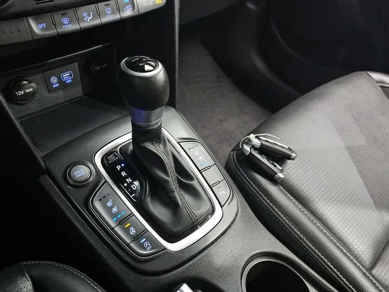 Hyundai Kona 1.6T, снимка 9 - Автомобили и джипове - 54257070