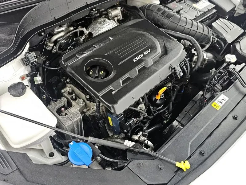 Hyundai Kona 1.6T, снимка 6 - Автомобили и джипове - 54257070