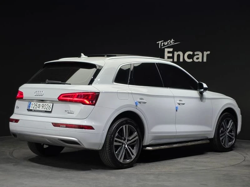 Audi Q5 50 TDI Quattro Premium| 286к.с.| ВКЛ.ТЕХНОТЕСТ, снимка 2 - Автомобили и джипове - 55309657