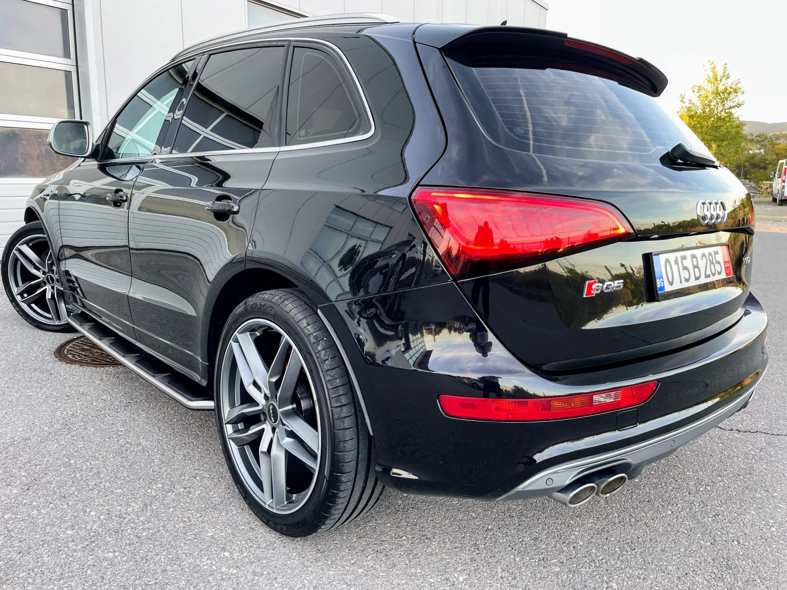 Audi SQ5 3.0 /313к.с/DISTRONIC/LANE ASSIST/ B&O /ПОДГРЕВ/F1 - изображение 3