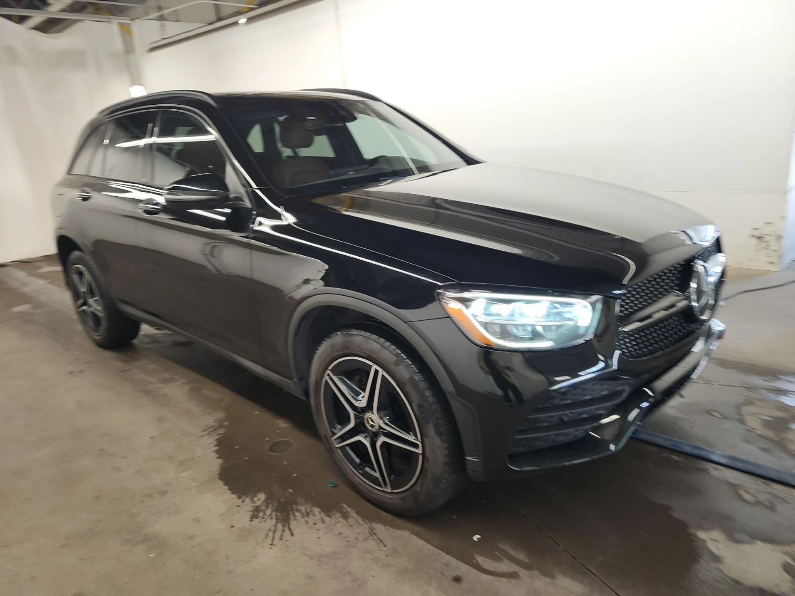 Mercedes-Benz GLC 300 40000KM* (CARFAX) - изображение 2