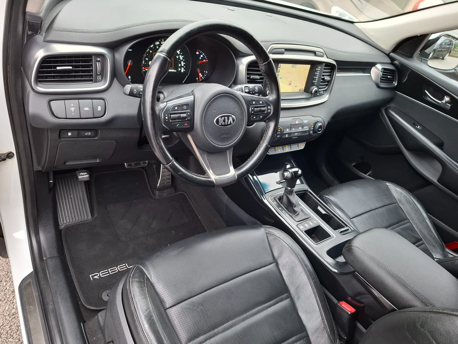 Kia Sorento 2.2 CRDI REBEL  - изображение 5