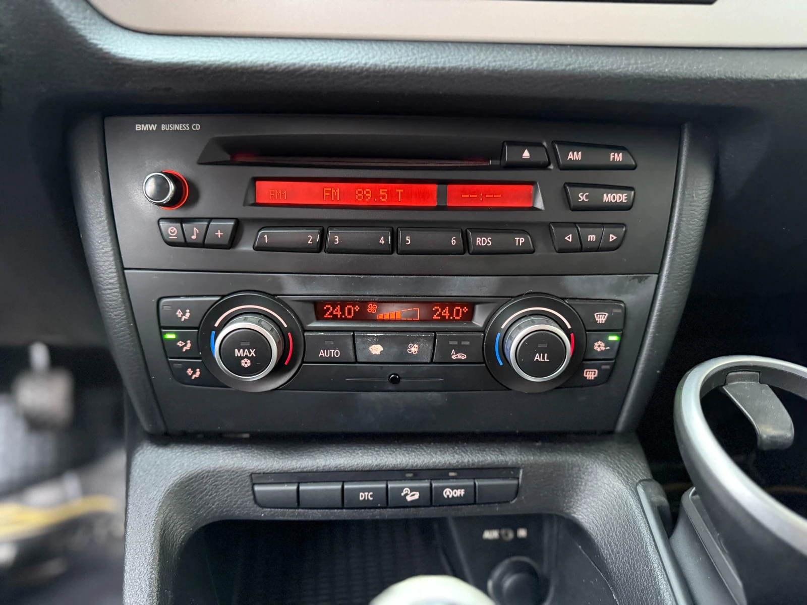 BMW X1 6 ������ ��������/2.0D Xdrive 163�.�. EURO5 | Mobile.bg � ����������� 12