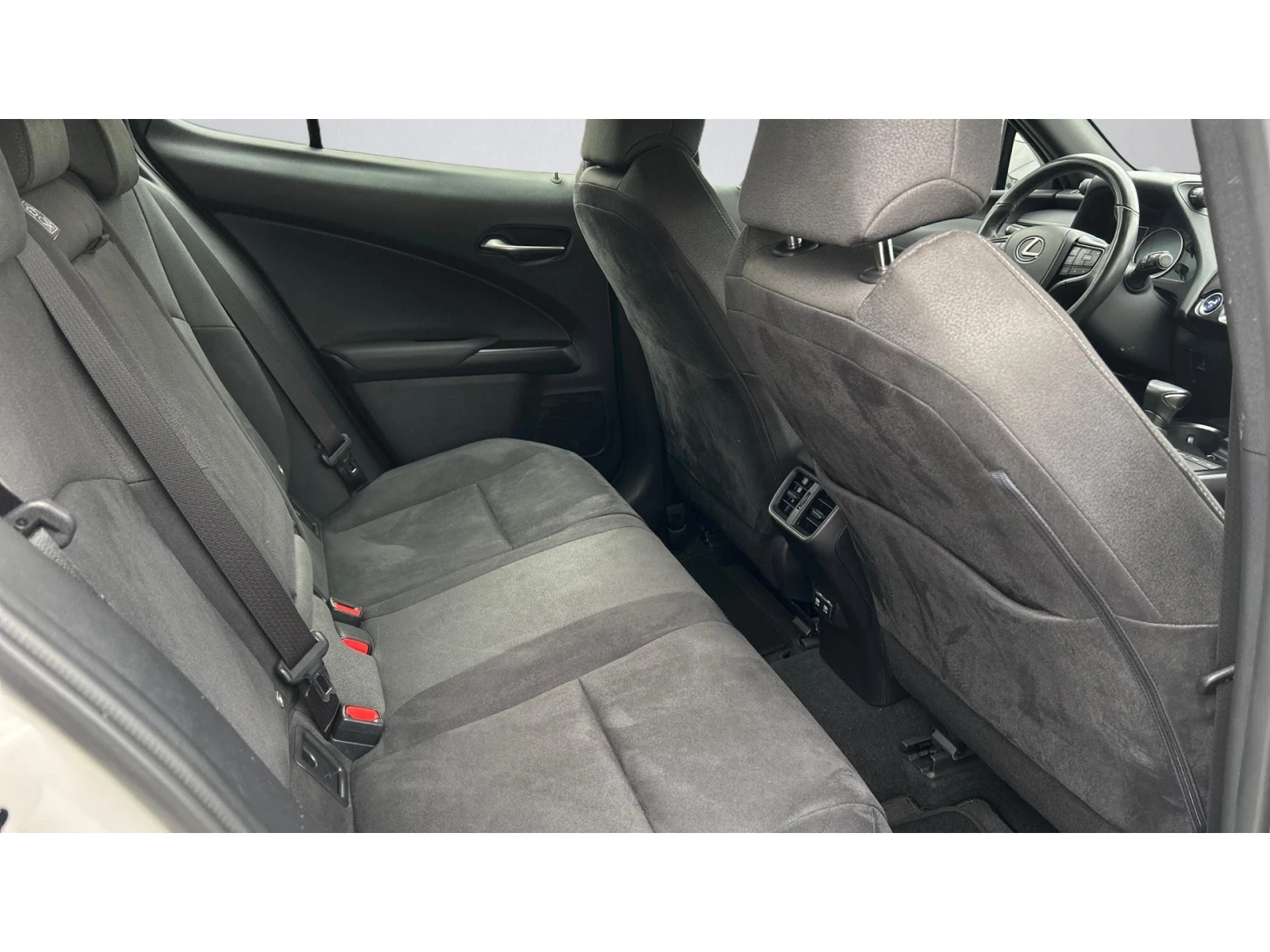 Lexus UX 250h Месечна вноска от 325   - изображение 7