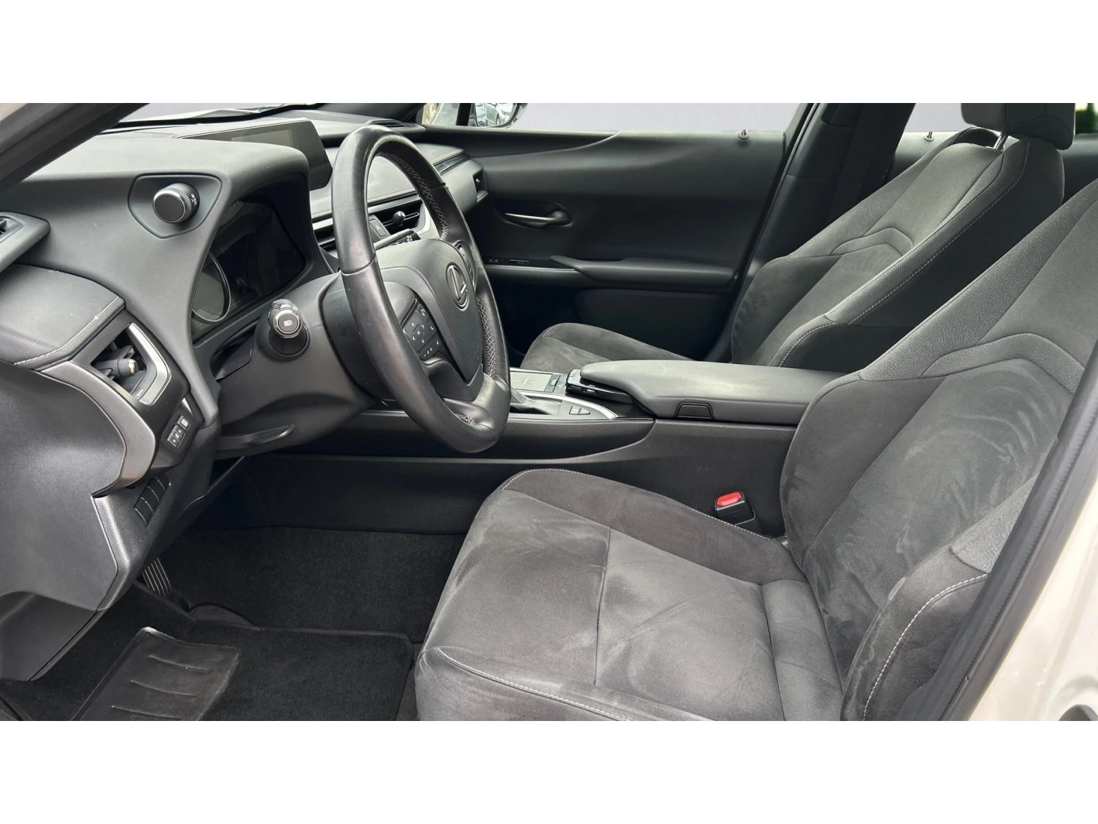 Lexus UX 250h ������� ������ �� 325   | Mobile.bg � ����������� 12