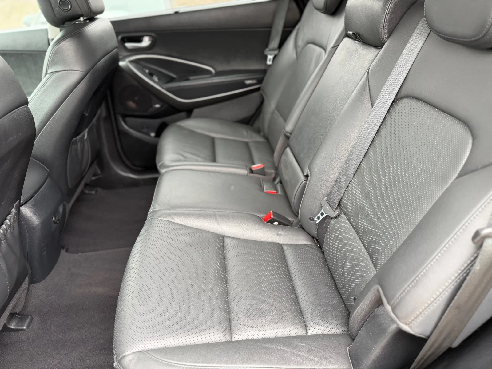 Hyundai Santa fe Grand 2.2CRDI Facelift Швейцария Vertex, снимка 11 - Автомобили и джипове - 53656810