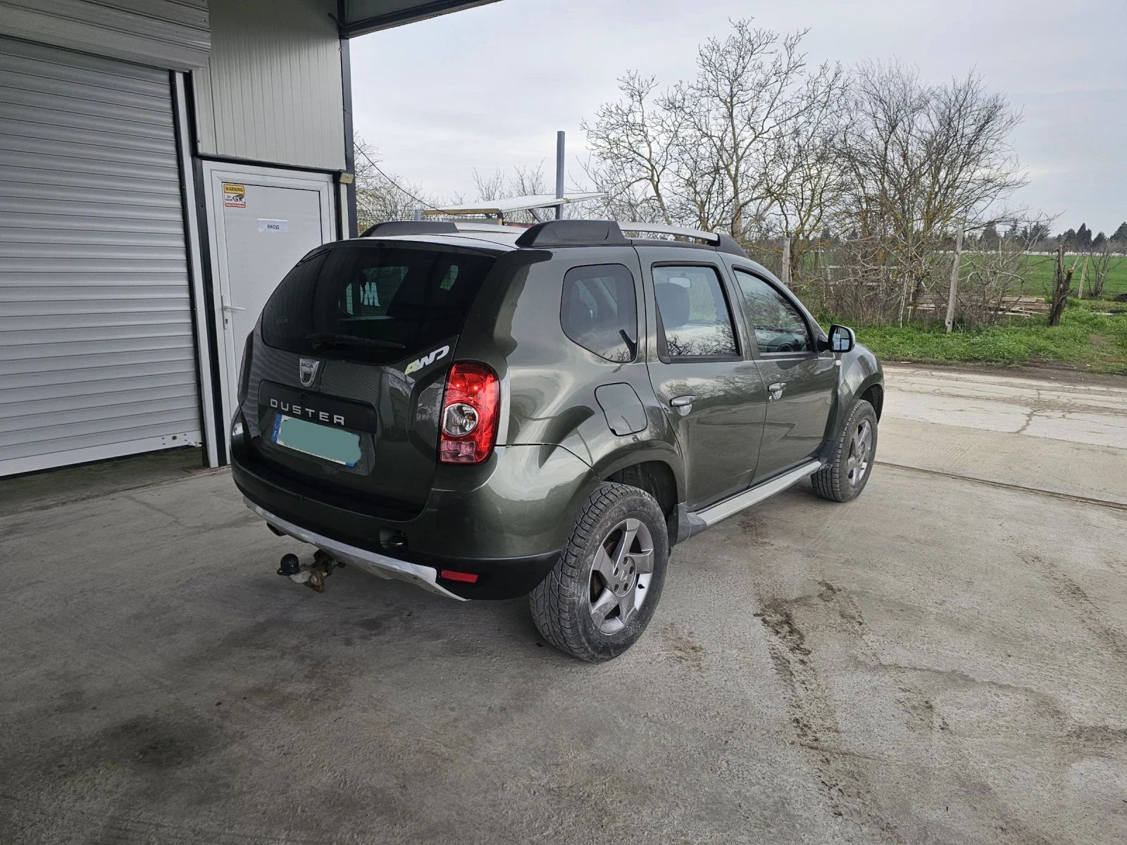 Dacia Duster 1.5dci, снимка 5 - Автомобили и джипове - 53970404