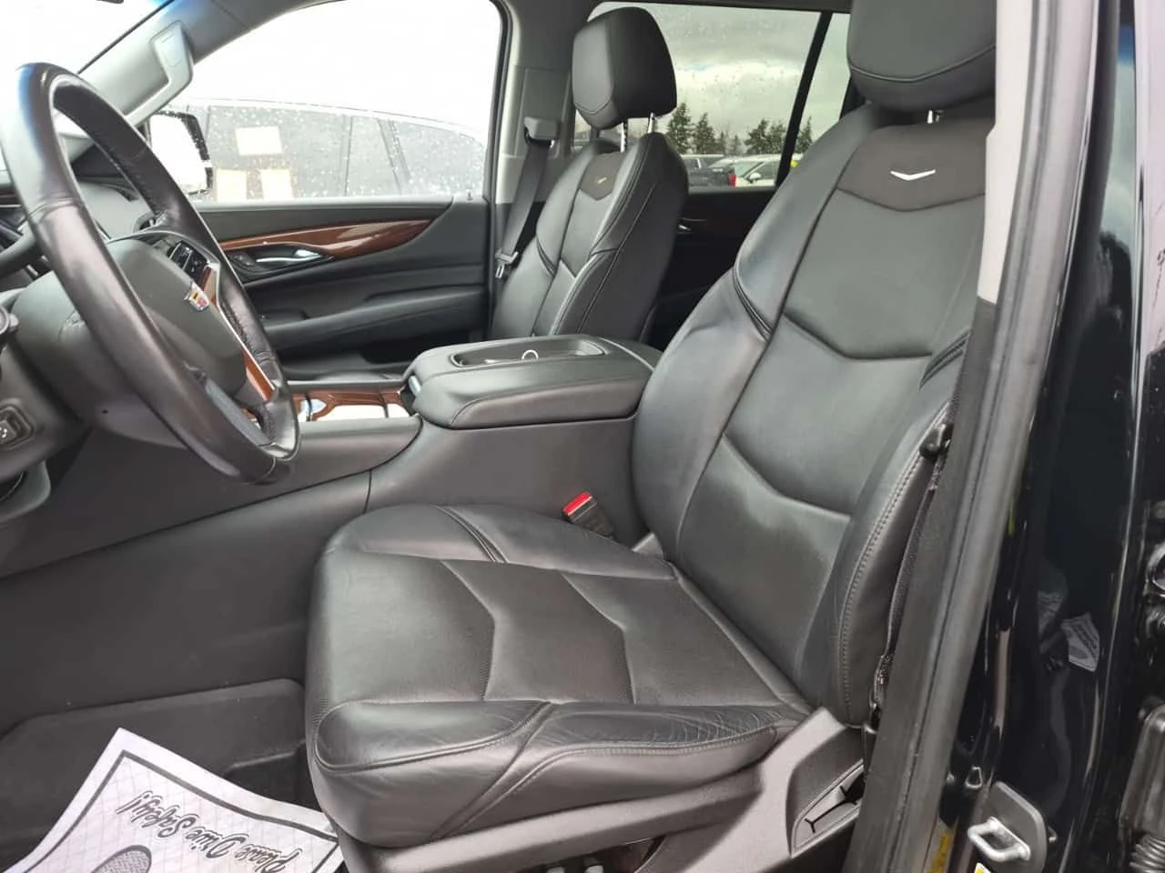 Cadillac Escalade * PREMIUM LUXURY * ОБДУХВАНЕ * ПОДГРЕВ * ПАНОРАМА, снимка 7 - Автомобили и джипове - 54109712