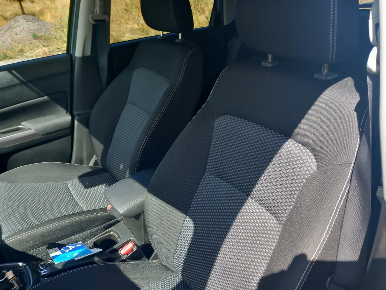 Suzuki Vitara 48 v hybrid , снимка 6 - Автомобили и джипове - 54245804