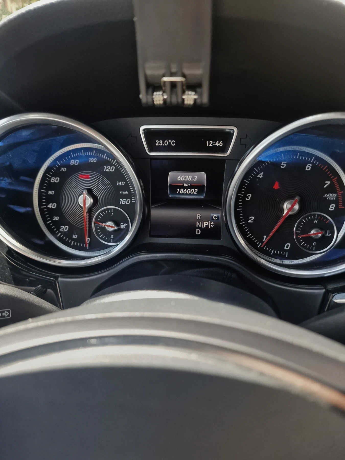 Mercedes-Benz GLE 400, снимка 11 - Автомобили и джипове - 54302350