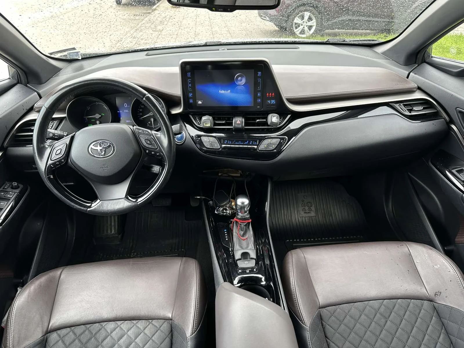 Toyota C-HR 1.8 HSD Classy, снимка 10 - Автомобили и джипове - 54547717
