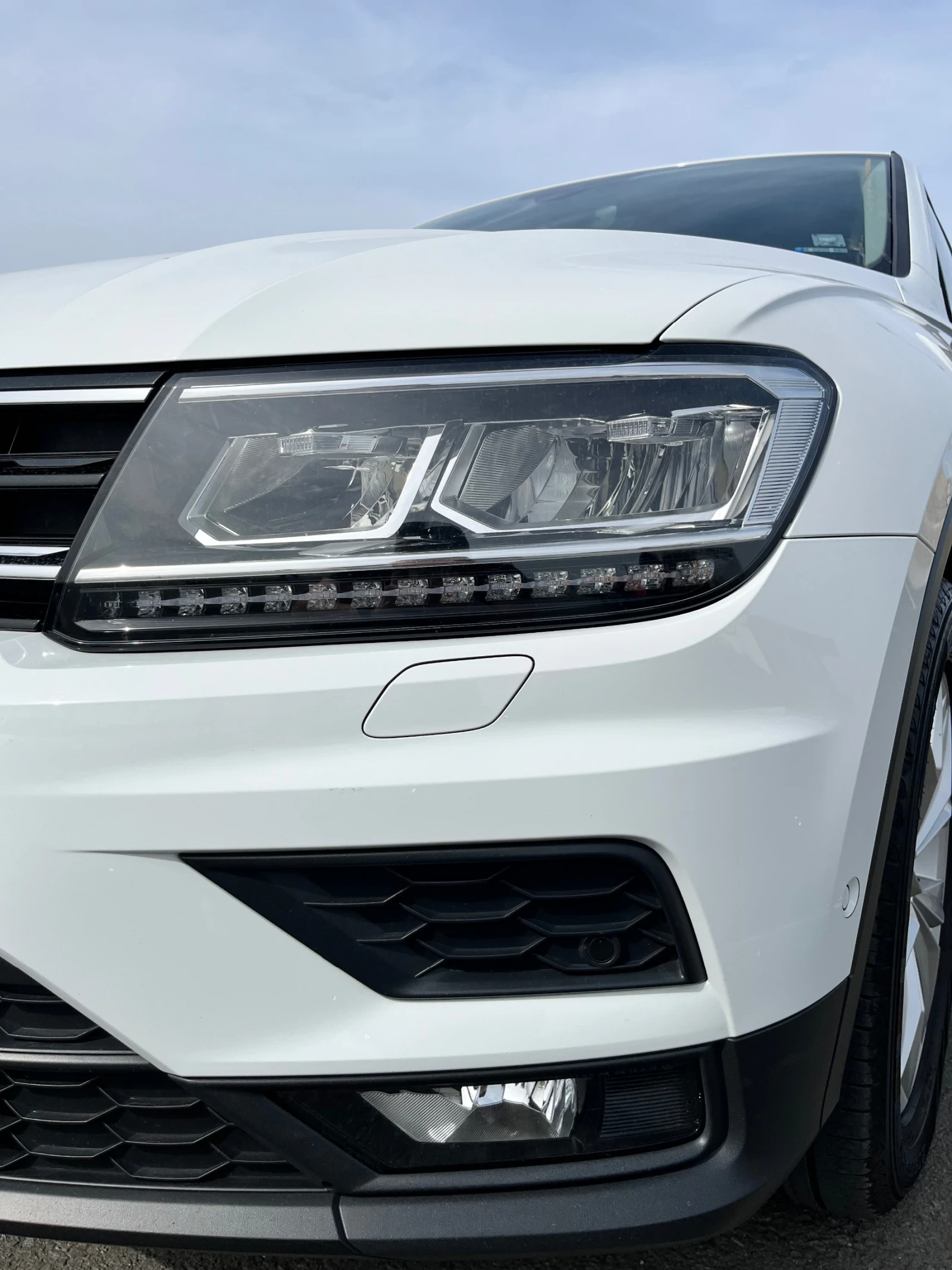 VW Tiguan, снимка 12 - Автомобили и джипове - 54554895