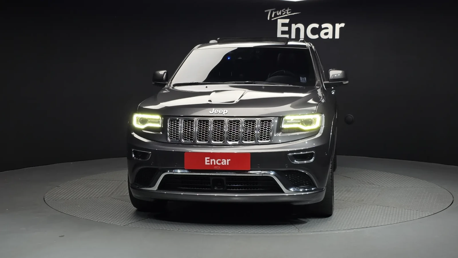 Jeep Grand cherokee 3.0D Summit, снимка 3 - Автомобили и джипове - 54681191