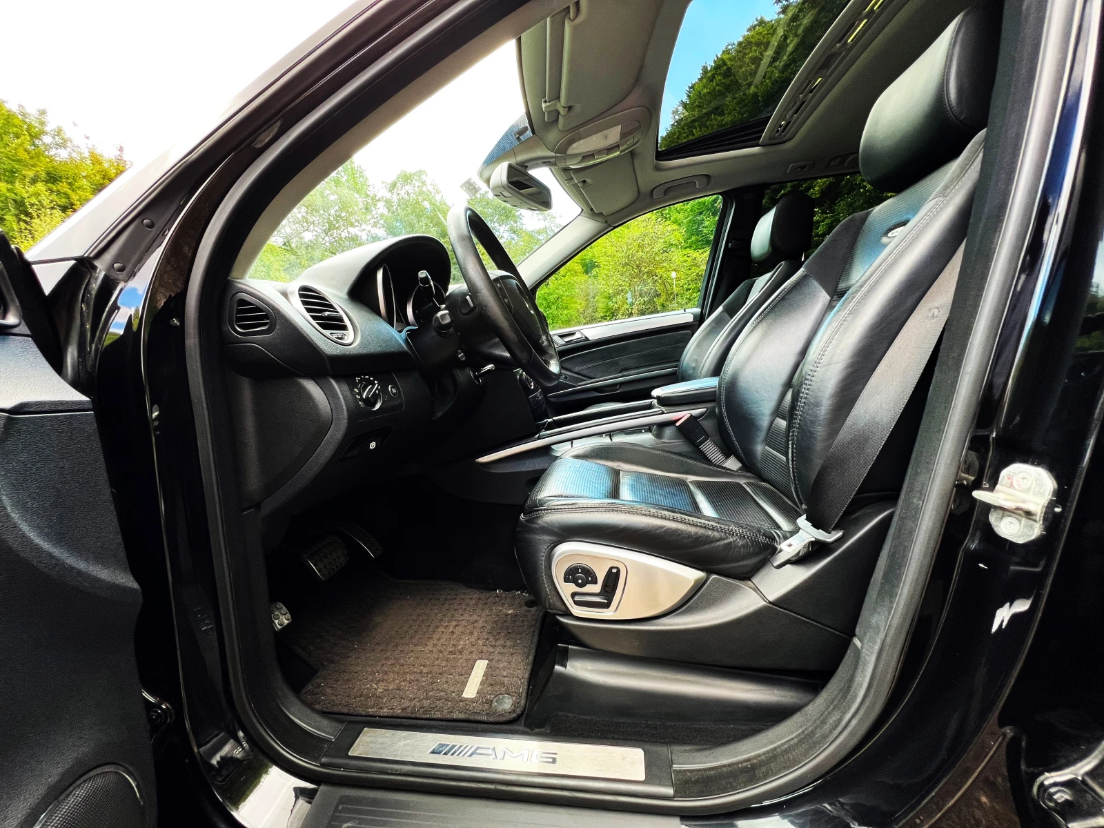 Mercedes-Benz ML 63 AMG, снимка 9 - Автомобили и джипове - 54902806