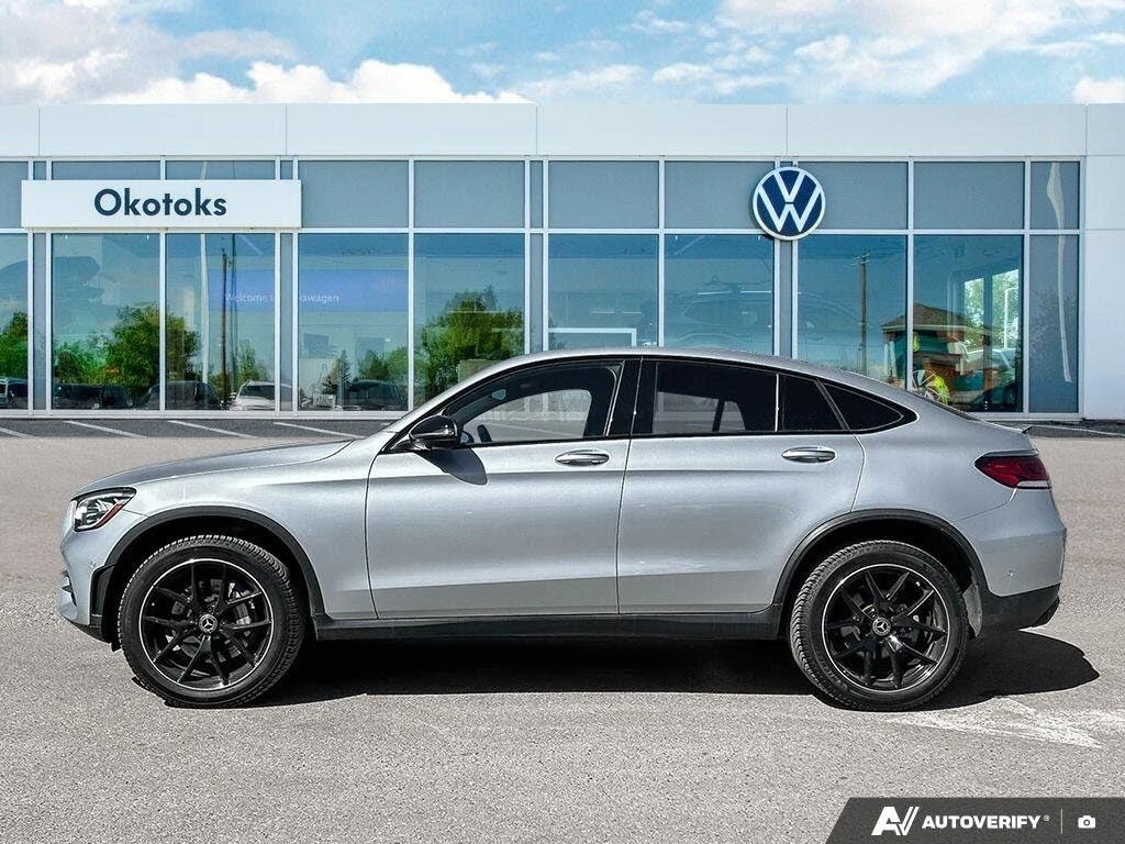 Mercedes-Benz GLC 300 4MATIC/SPORT-PKG/DRIVE-ASSISTS/SUNROOF, снимка 3 - Автомобили и джипове - 55676112