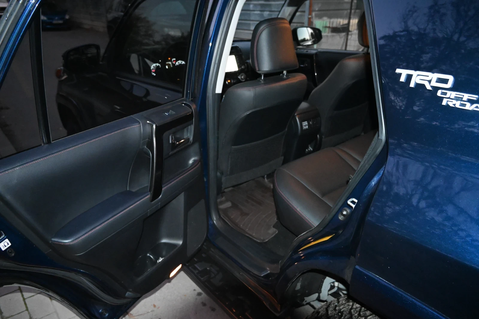 Toyota 4runner Trd Off Road Premium, снимка 16 - Автомобили и джипове - 56570858