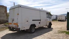 Mercedes-Benz 709 Дубъл кабина , снимка 9