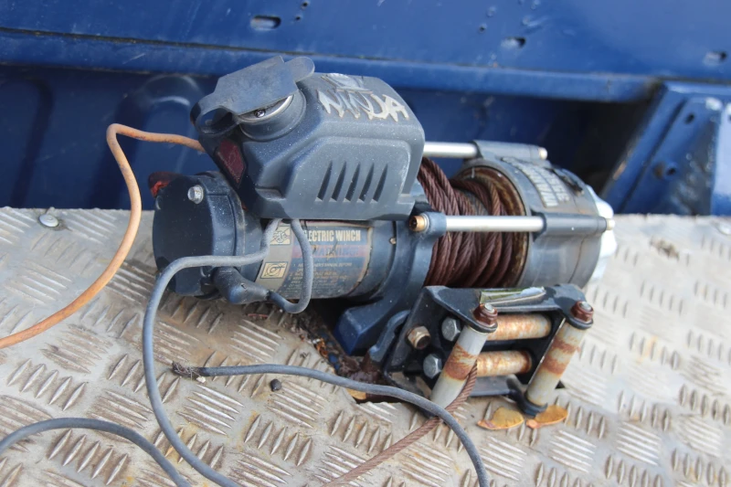 VW Transporter 2.5 TDI  ПЪТНА ПОМОЩ   , снимка 14 - Бусове и автобуси - 51933864