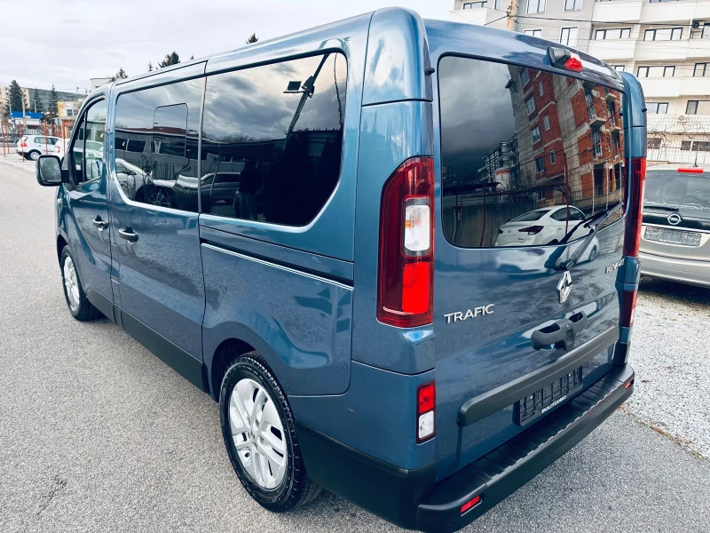 Renault Trafic Full 9 места, снимка 5 - Бусове и автобуси - 53356777