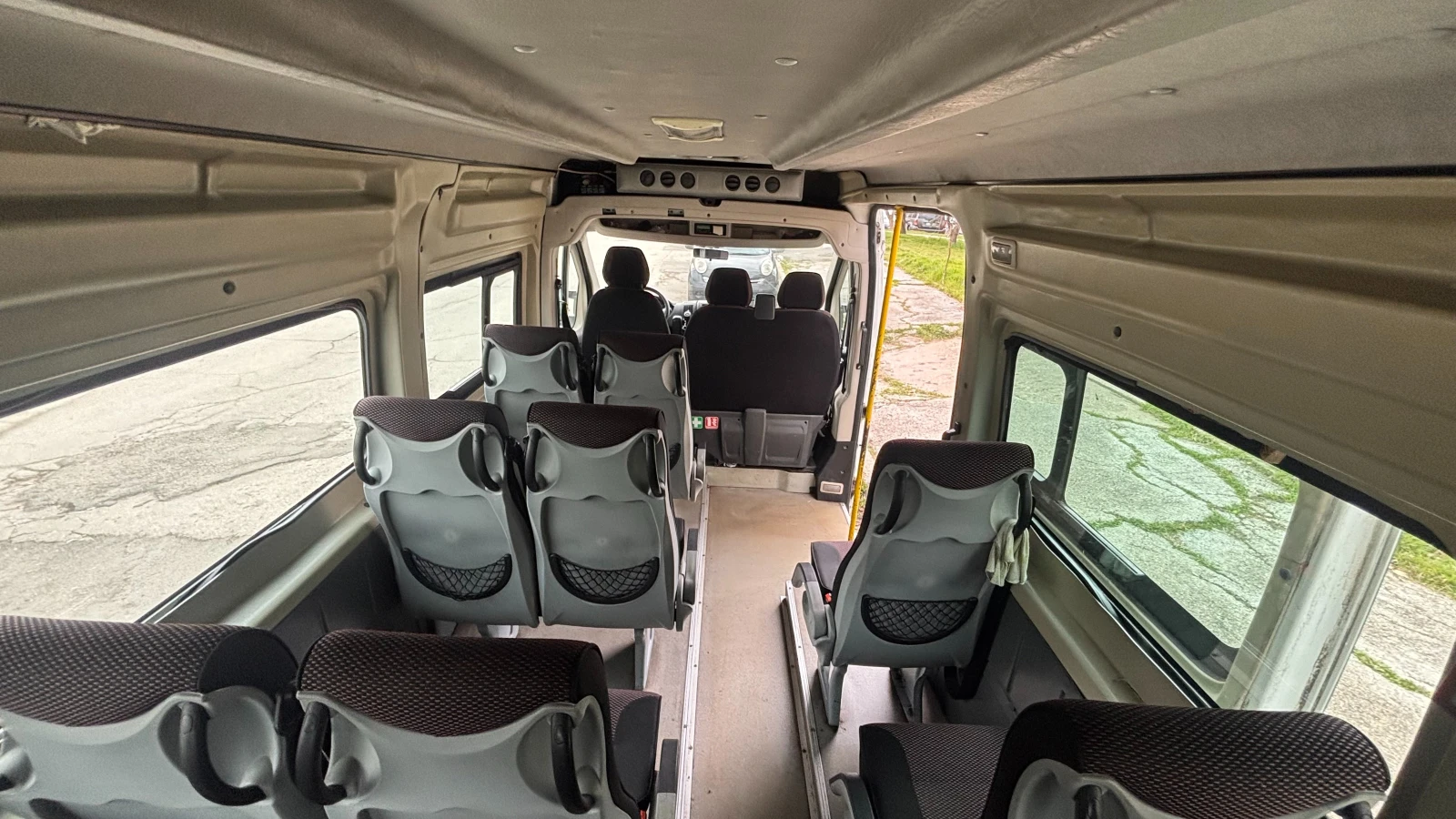 Peugeot Boxer, снимка 12 - Бусове и автобуси - 54139558