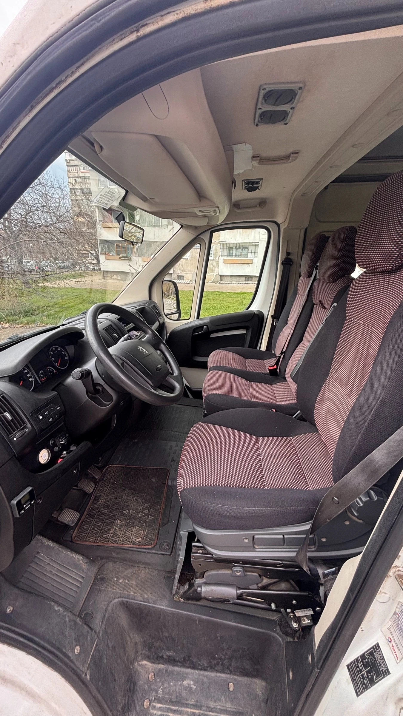 Peugeot Boxer, снимка 9 - Бусове и автобуси - 54139558