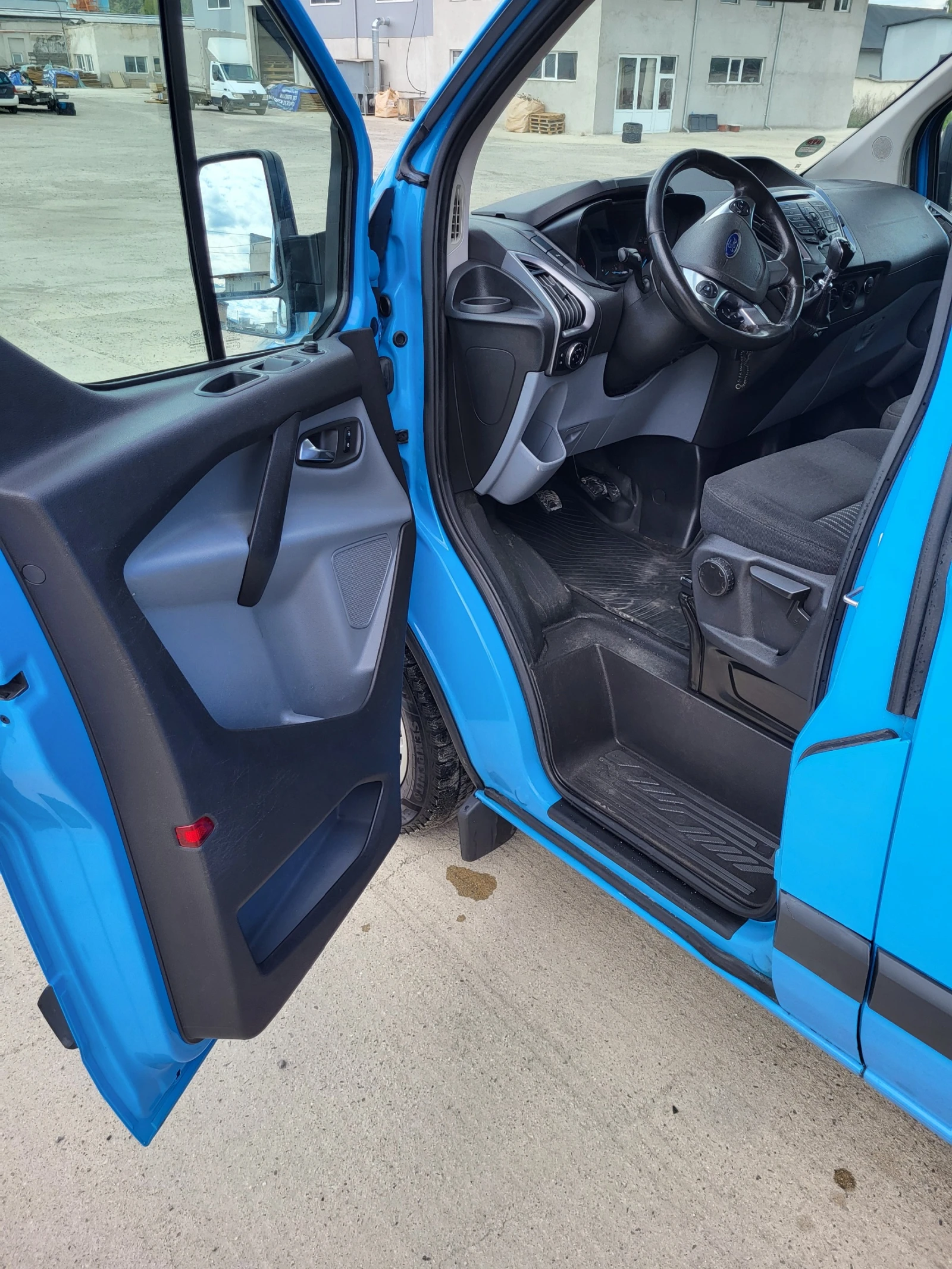 Ford Transit Custom 2.0 ecoboost 170kc. LONG, снимка 9 - Бусове и автобуси - 54619164
