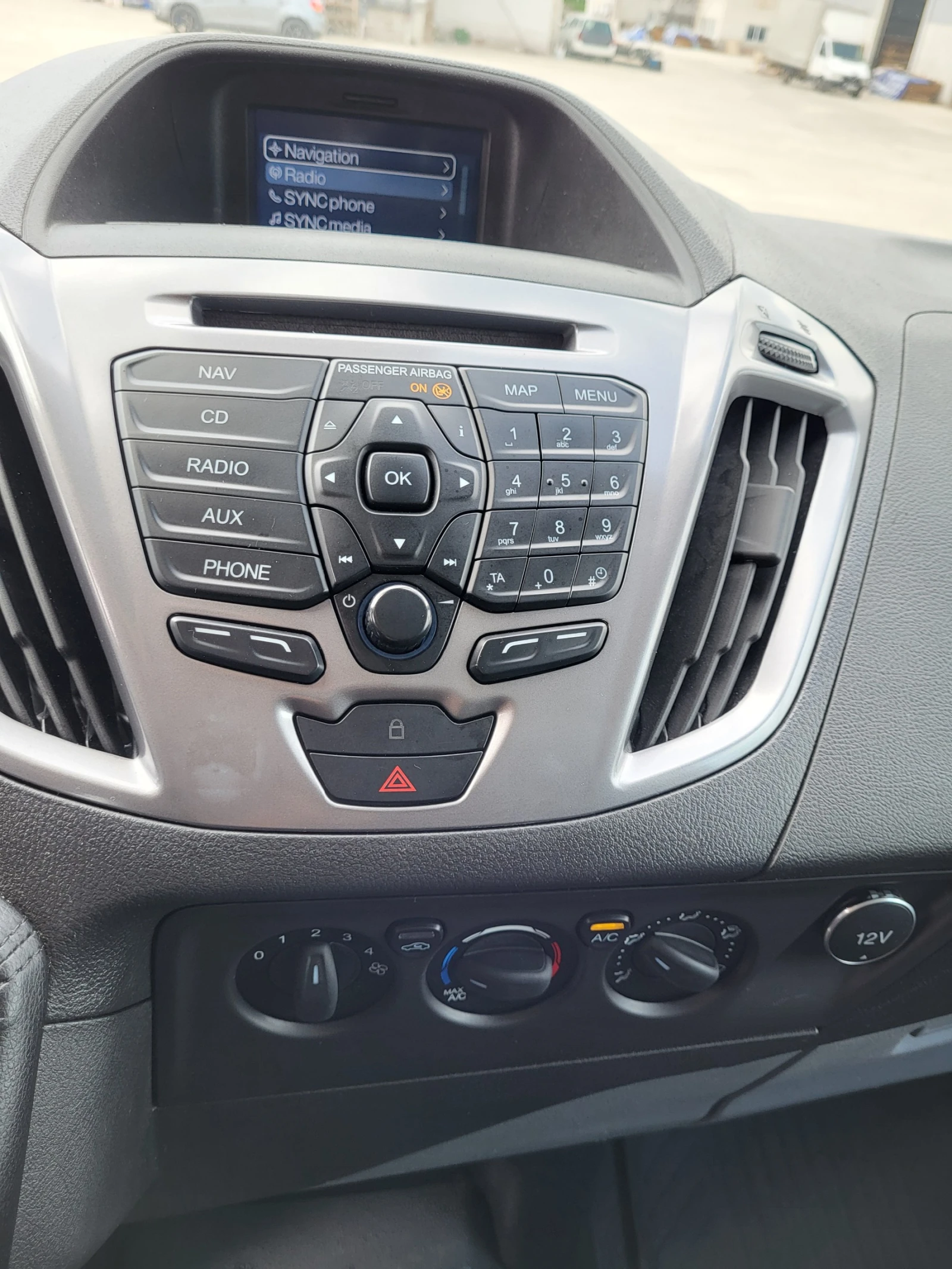 Ford Transit Custom 2.0 ecoboost 170kc. LONG, снимка 13 - Бусове и автобуси - 54619164