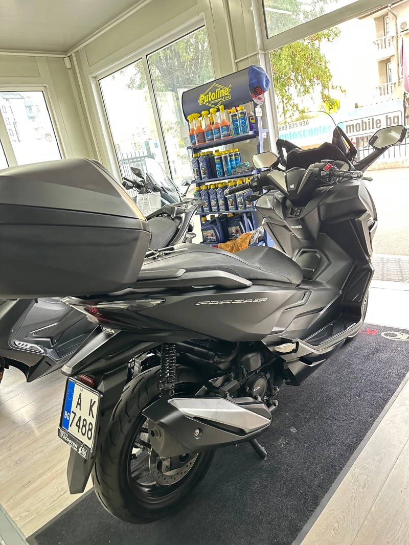 Honda Forza 350i Deluxe 06.2022г., снимка 7 - Мотоциклети и мототехника - 51894881
