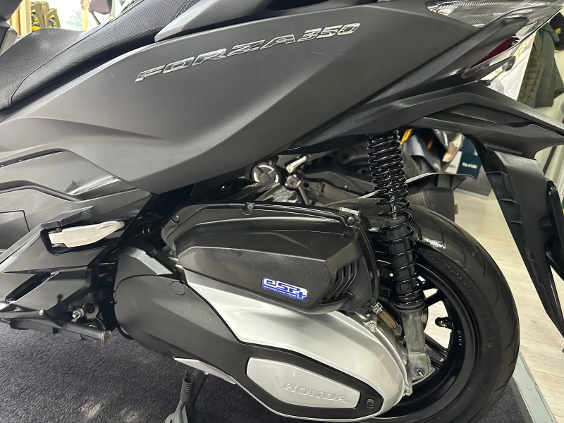 Honda Forza 350i Deluxe 06.2022г., снимка 14 - Мотоциклети и мототехника - 51894881