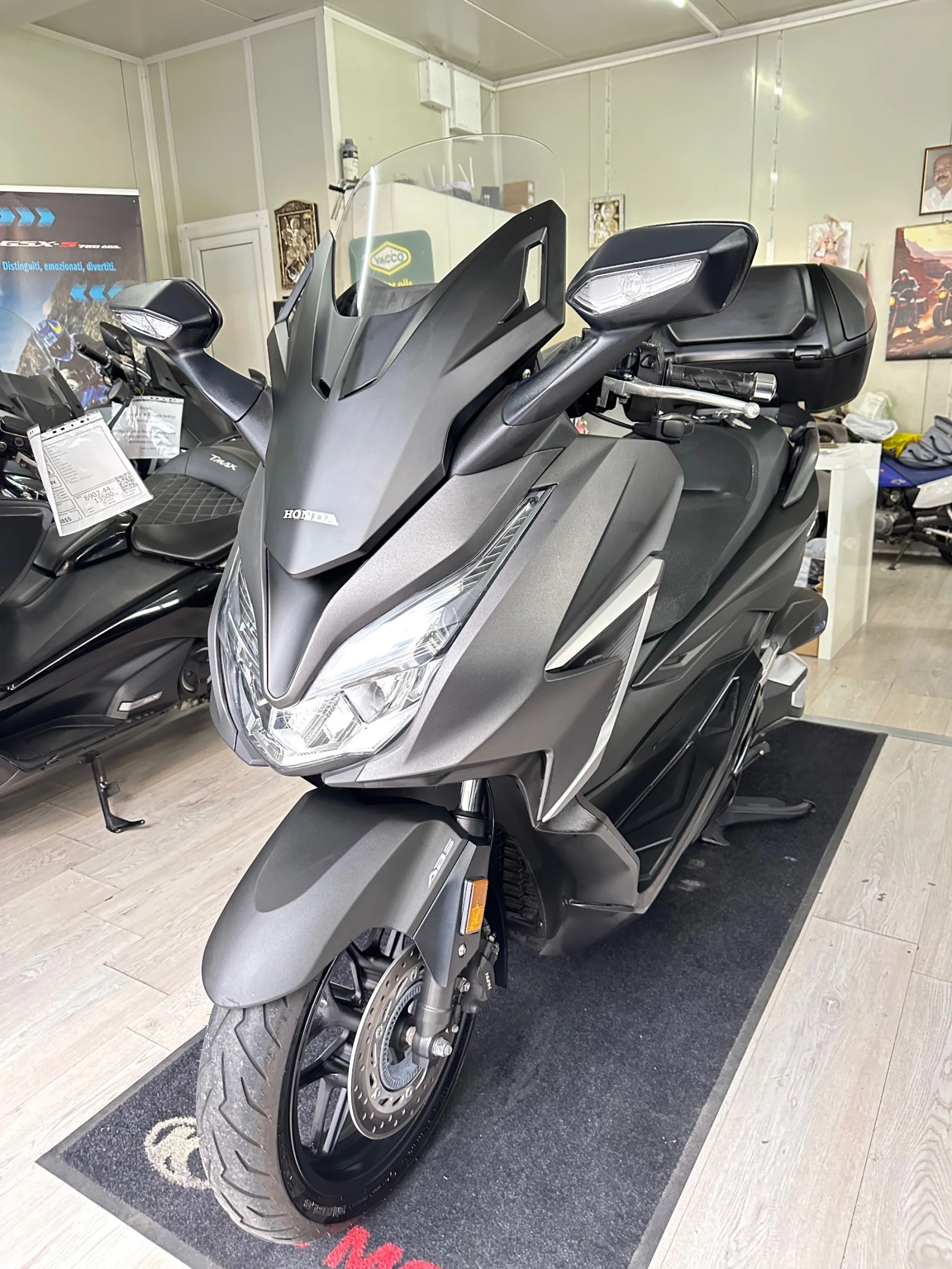 Honda Forza 350i Deluxe 06.2022г. - изображение 8