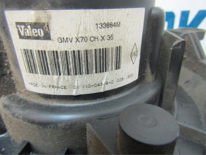 Въздушни възглавници Renault MASTER II (1998 вентилатор парно моторче цена 30 евро Ем Комплект