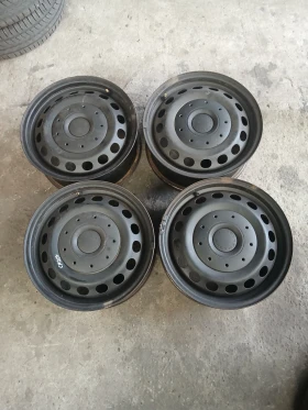 ����� �� �������� �� ������ 15 ���� VW Caddy 2007�