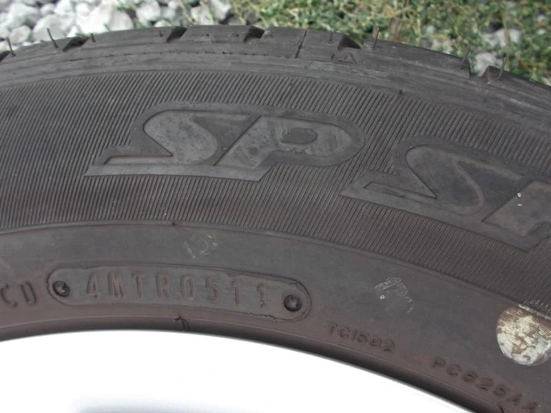 Гуми Летни 205/60R15, снимка 7 - Гуми и джанти - 15699192